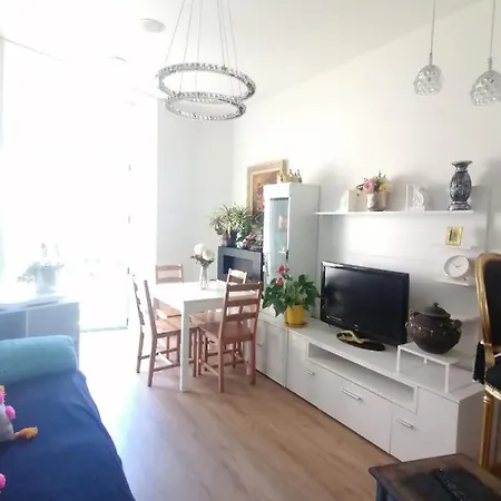 Inmejorable En El Puerto Deportivo A 1 Minuto De La Playa. Pleno Centro Appartement *